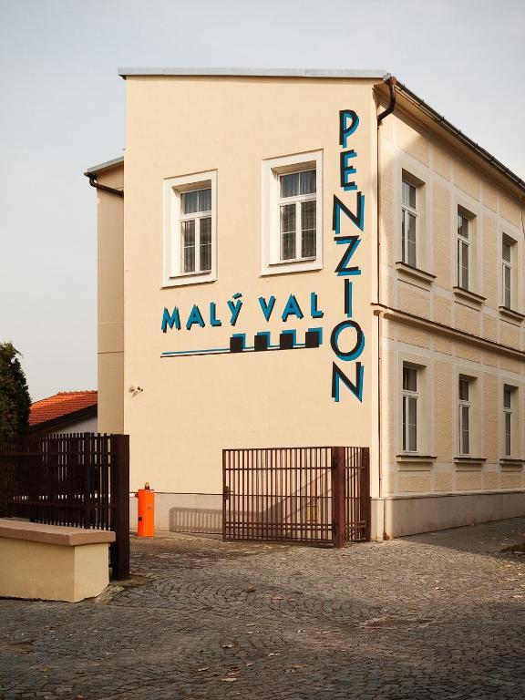 Penzion Maly Val Кромержиж Екстер'єр фото